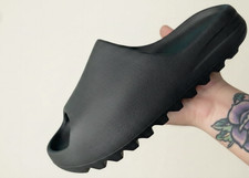 Adidas Yeezy Slide Onyx - Multiple Sizes - 100 Authentic HQ6448