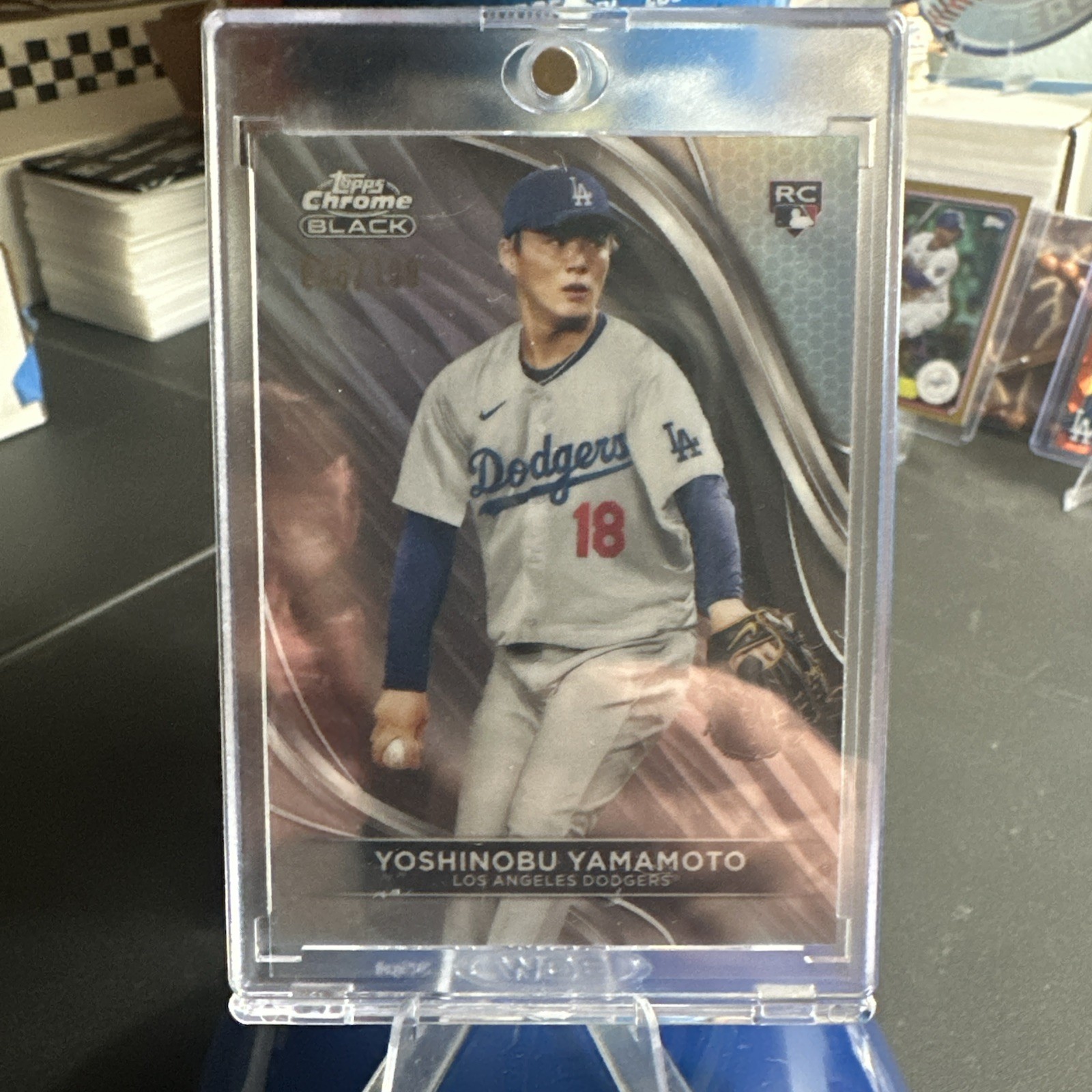2024 Topps Chrome Black #18 Yoshinobu Yamamoto Rookie Refractor /199 Dodgers