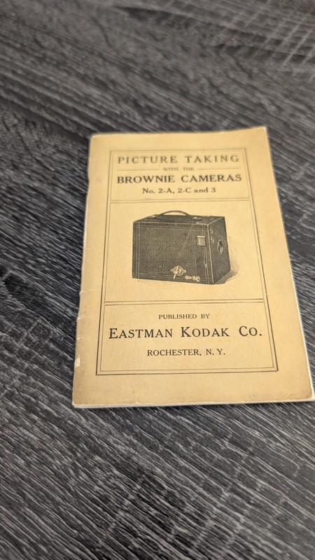 Eastman Kodak Co. Brownie Cameras Nos 2-A, 2-C, 3 Original Instruction Manual