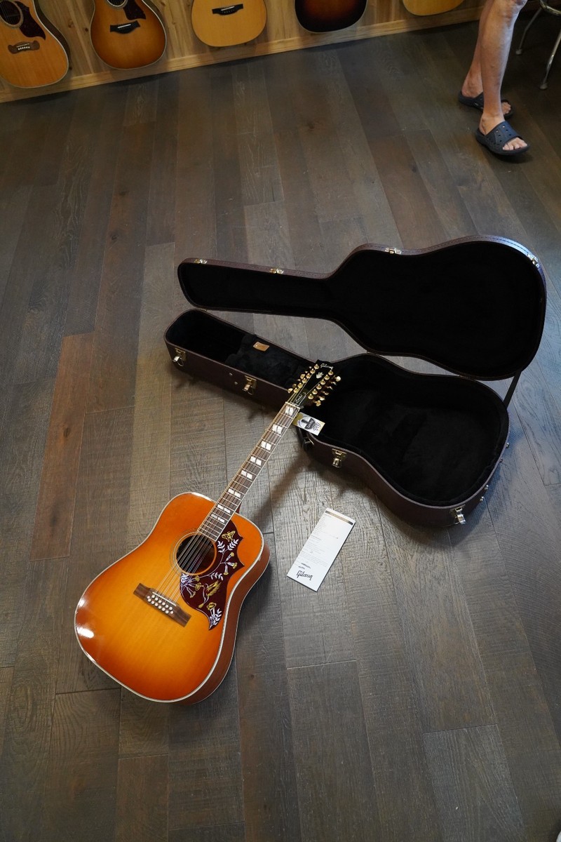 2017 Gibson Custom Shop Lightburst Hummingbird 12-String Natural