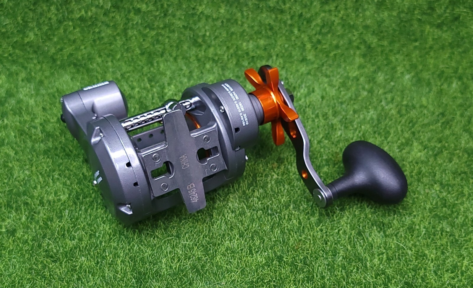 Okuma Cold Water Line Counter 5.1:1 Conventional Reel, Left Hand - CW-203DLX