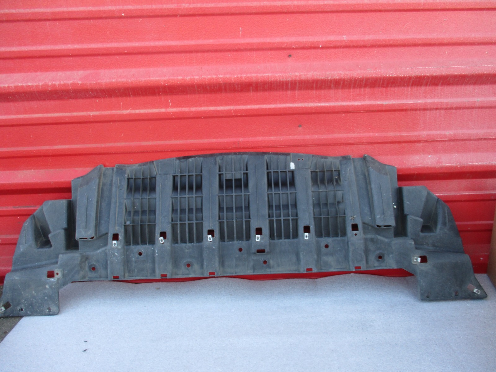 13 14 15 16 2013 Ford Escape OEM Front Bumper Deflector Valance