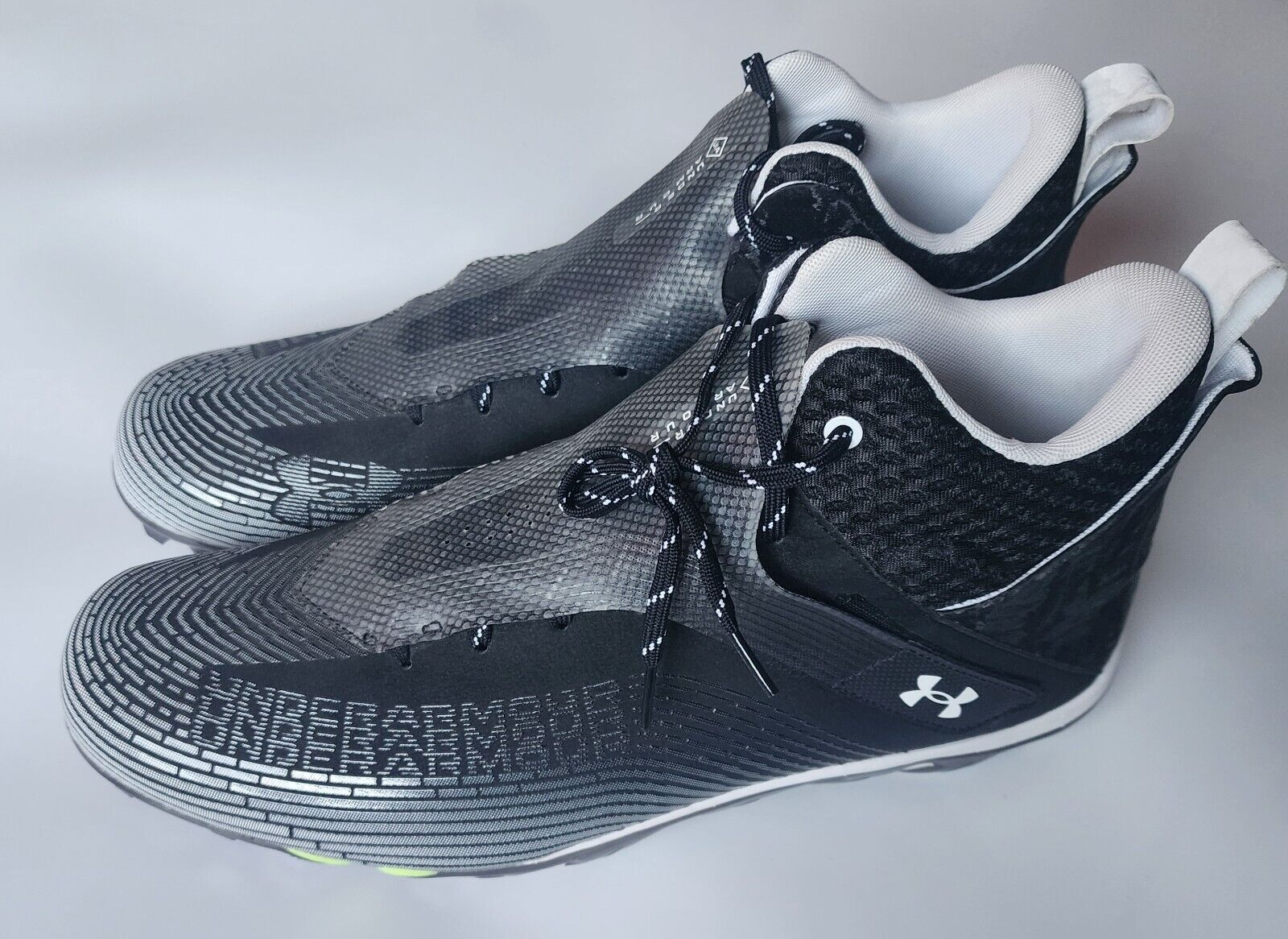 Under Armour Football Cleats Size 18 Black Pellet Protect Spine Sneakers for Men