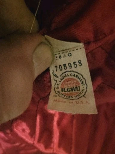 RARE VTG ILGWU Junior 32" Concepts 70s Embroidered Faux Fur Hood Winter Coat  - Image 3 of 4