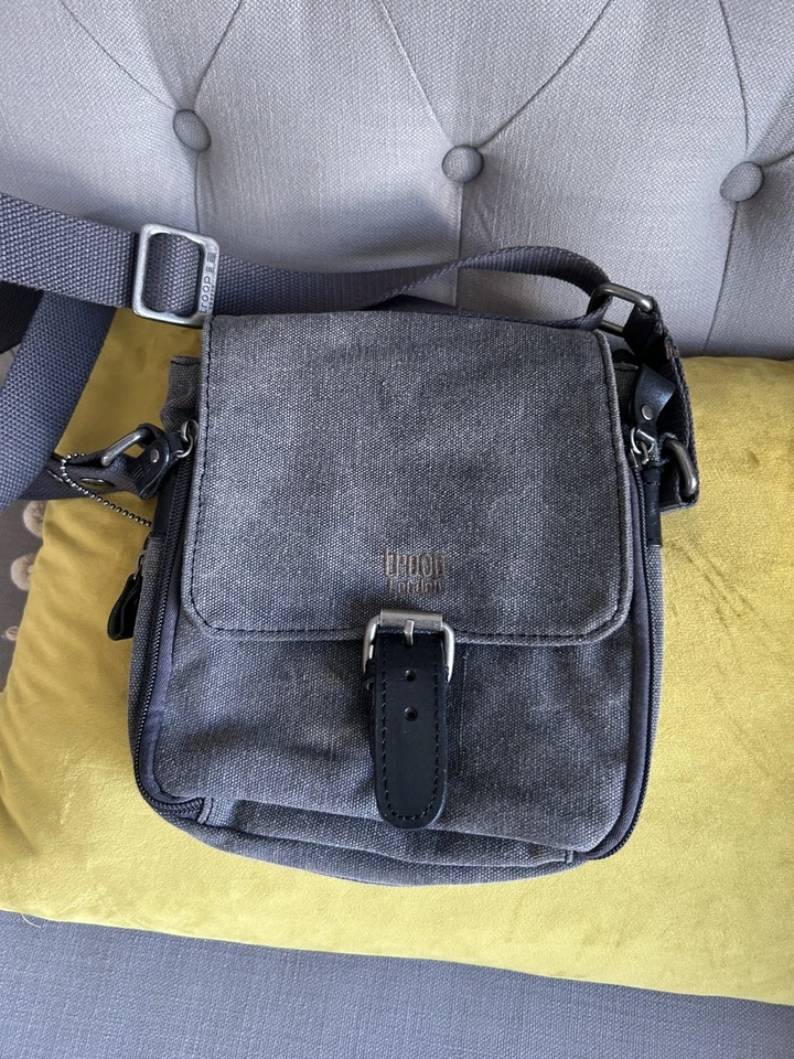 Troop London Heritage Canvas Across Body Bag Grey - New Without tags - Image 2 of 4