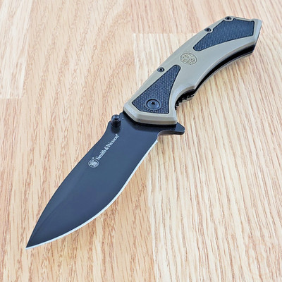 Smith & Wesson Folding Knife 3.5'' High Carbon Stainless Blade Polymer Handle