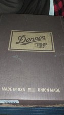 Danner Mountain Light Cascade Womens Hiking B...
