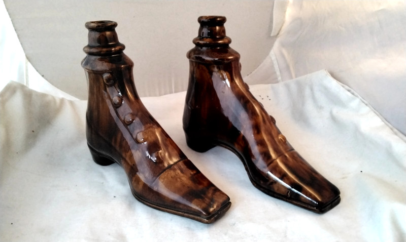 RARE C-LATE 1800's PR OF  BENNINGTON LYMAN  ROCKINGHAM GLAZE HIGH SHOES FLASK