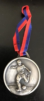 Sport - Médaille Football avec Boîtier de rangement - ASPTT - Saison 1980/81 - Photo 1/4