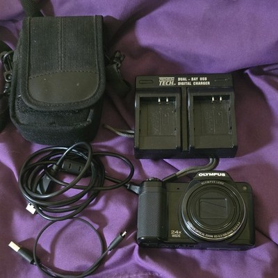 Olympus Stylus SZ-15 Compact Camera 24x Zoom Black w/ Charger, Battery, Case