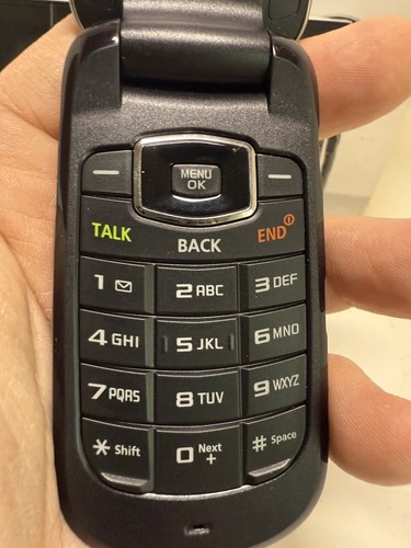 Samsung | Model M240 | Cellular Flip Phone (Sprint) BRAND NEW 2009/10 Please Rea - Picture 10 of 23