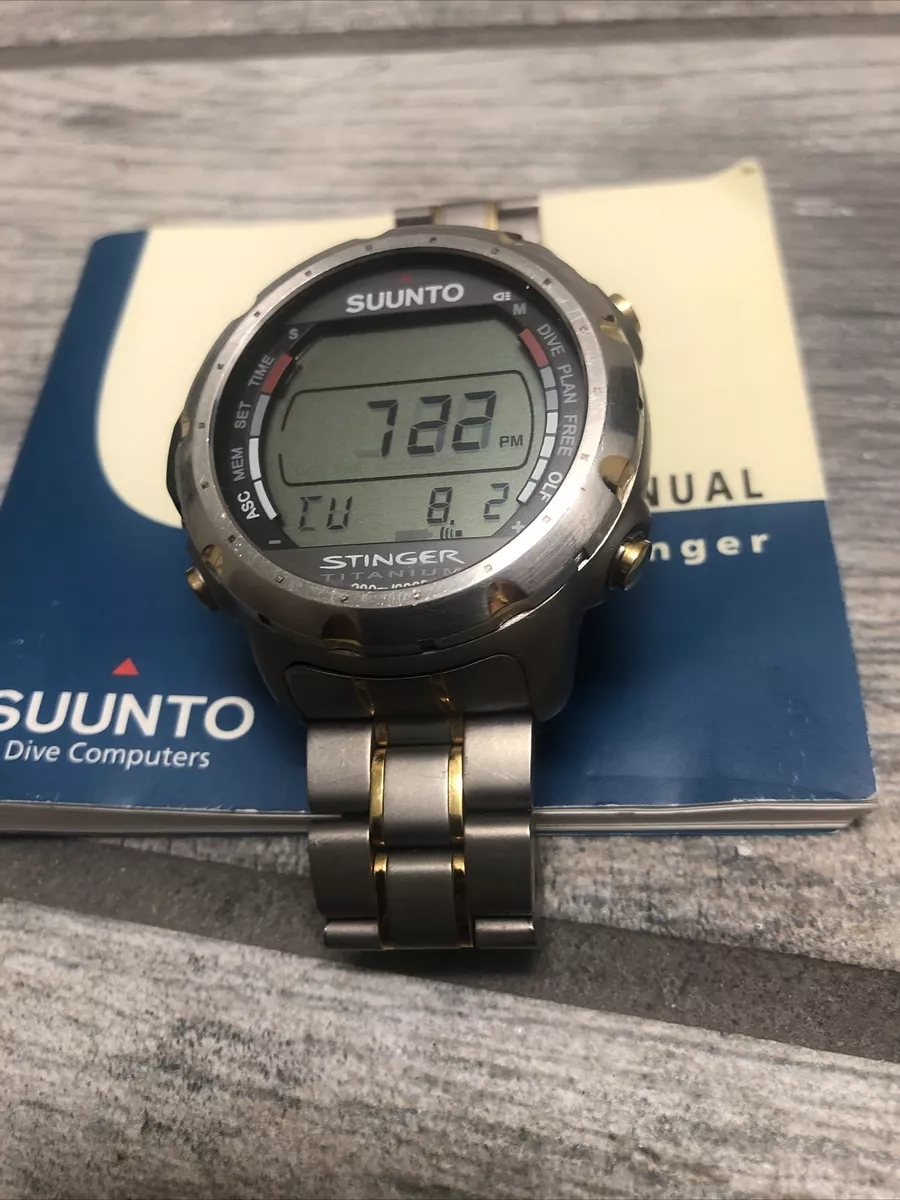 Suunto Stinger Titanium With Titanium Bracelet and shockproof case