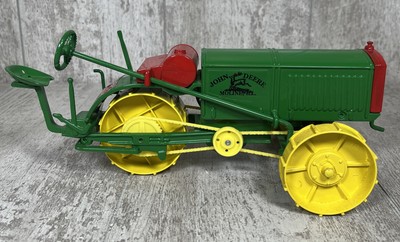 1/16 SpecCast John Deere Dain Aftermarket 2000 Tractor DieCast