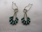 VINTAGE ZUNI INDIAN PETIT POINT TURQUOISE MAIZE NEEDLEPOINT DANGLE EARRINGS — photo 2