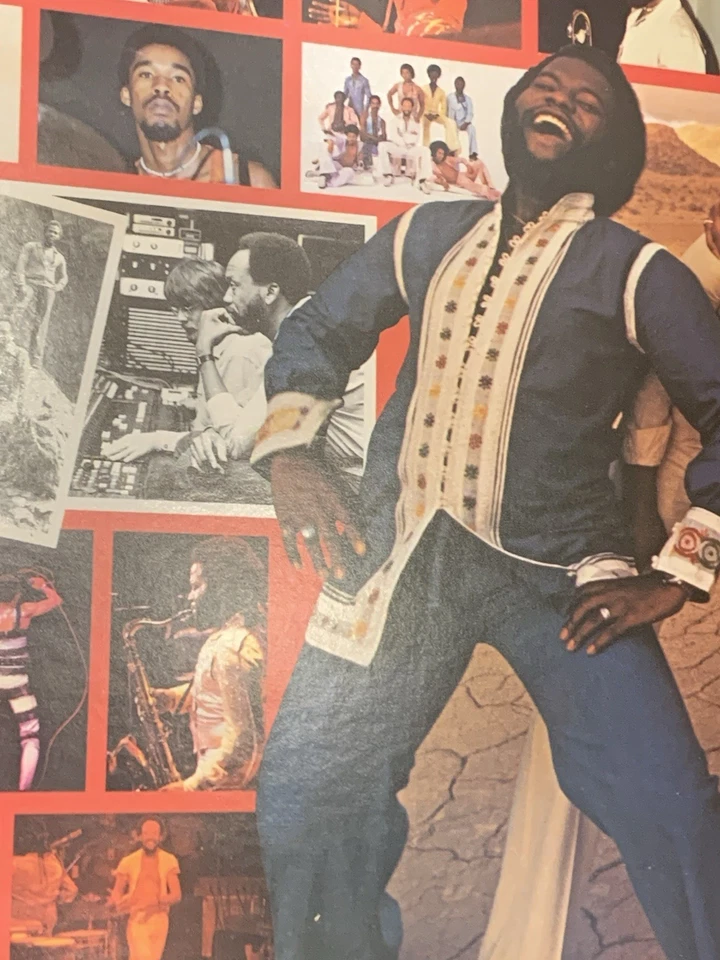 Earth Wind & Fire – The Best of Vol. 1 LP 1978 ARC Records FC 35647  Foto 2 de 4