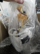 LR094502 Fuel Pump Module Assembly Fits 2018-2019 Land Rover Range Rover Evoque