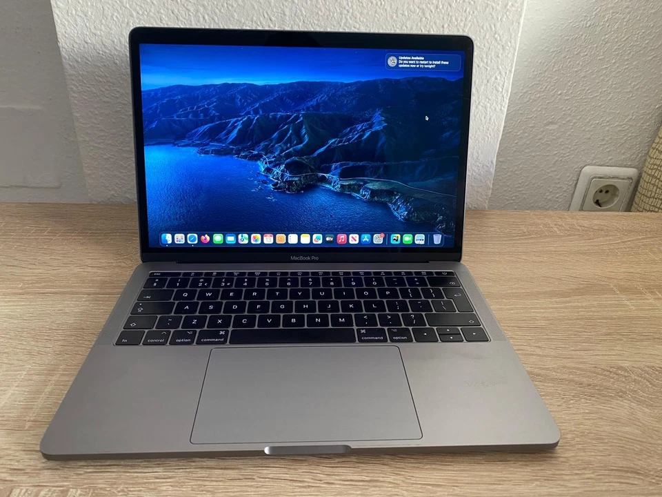 Apple MacBook Pro 13" 2017 · i5 · 8GB · 250GB, foto 1 de 5