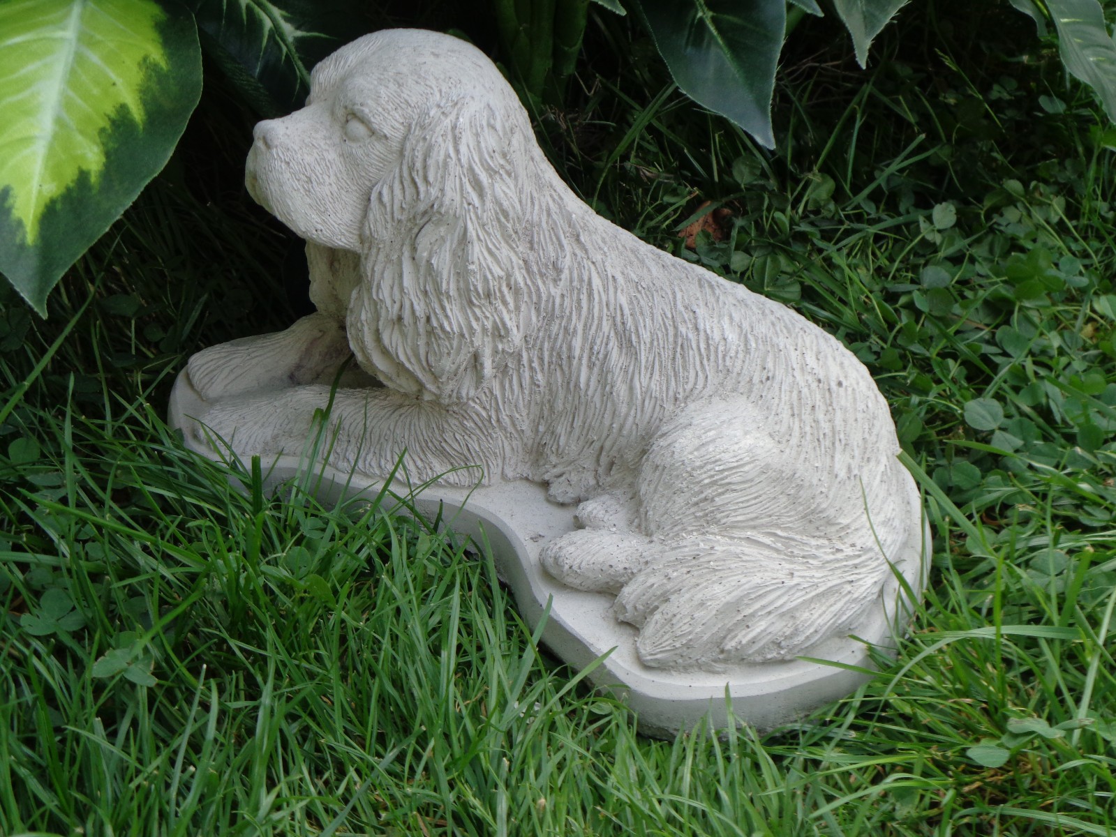 King Charles Concrete Statue Garden Decor 6" high Sealed pet Loss memorial Stone thumbnail 5
