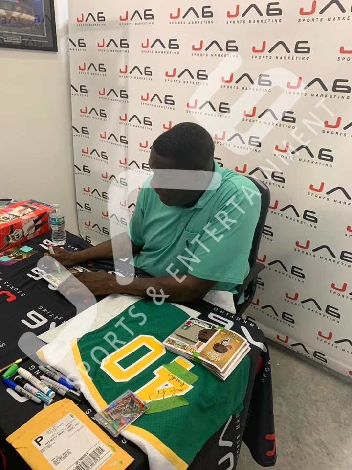 Shawn Kemp autographed signed Funko Pop #79 NBA Seattle SuperSonics JSA - Image 3 of 3