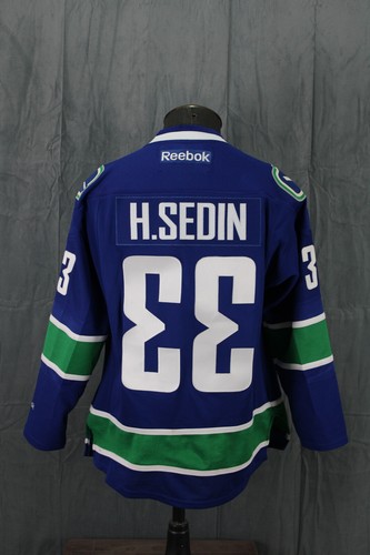 Vancouver Canucks Jersey (Retro) - Henrick Sedin #33 - Men's Medium - Picture 9 of 12