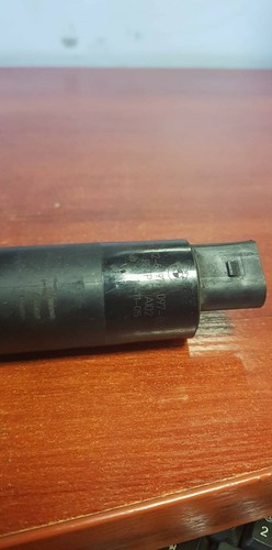 BMW E65 7er 730d LCI Scheinwerferwaschpumpe vorne 6973097