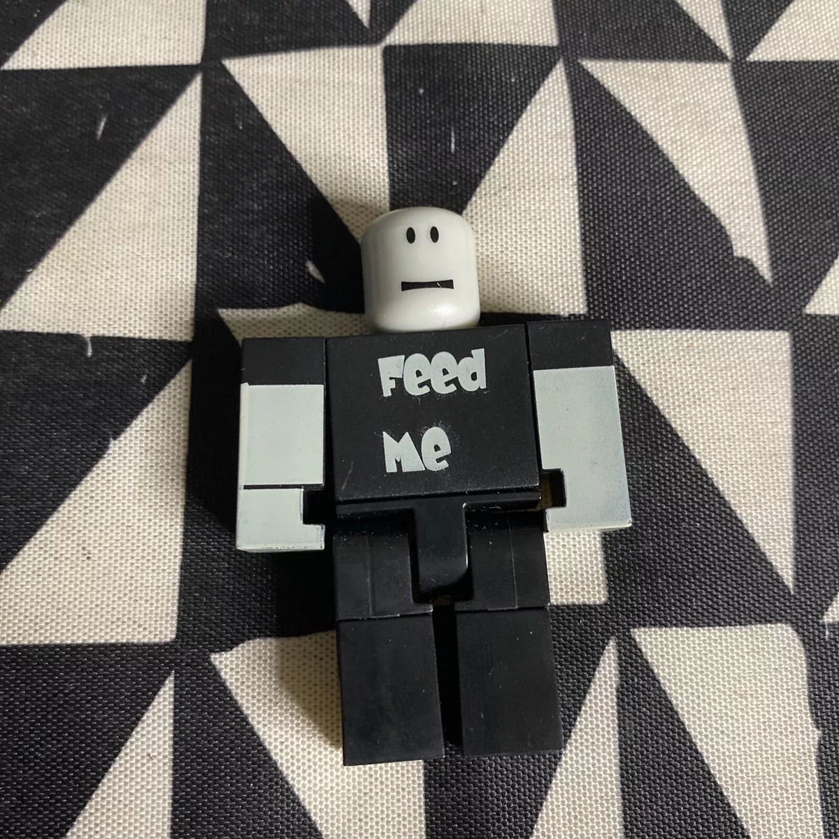 Roblox Mini Figure Feed Me - No Hat