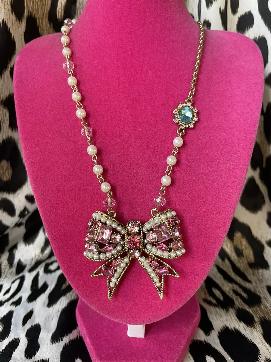 Betsey Johnson Hanging Hearts Boost Gold Bow Pink Blue Crystal Pearl  Necklace