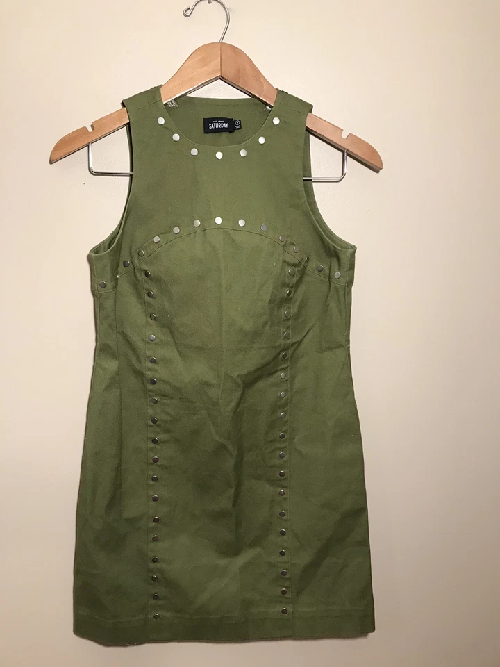 Vestido Kate Spade Saturday Mini Cambio Sin Mangas Plateado Ojal Talla 0 Verde Ejército Foto 2 de 4