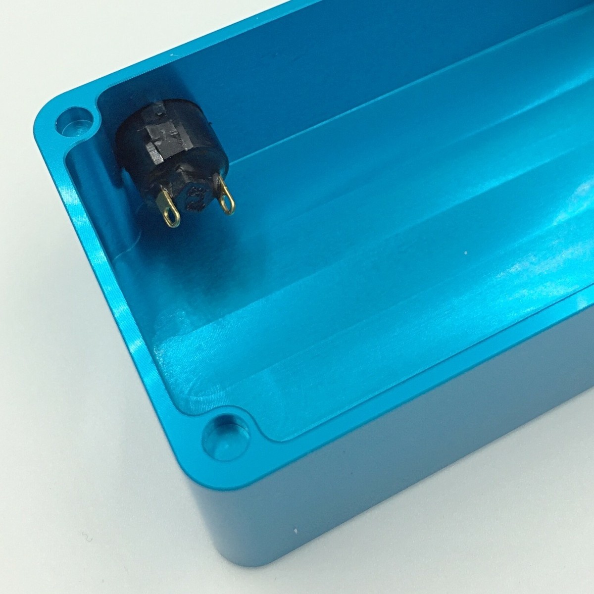 CNC Anodized Aluminum Box Enclosures 100x50x31-mm w/ Otto P9 Snap