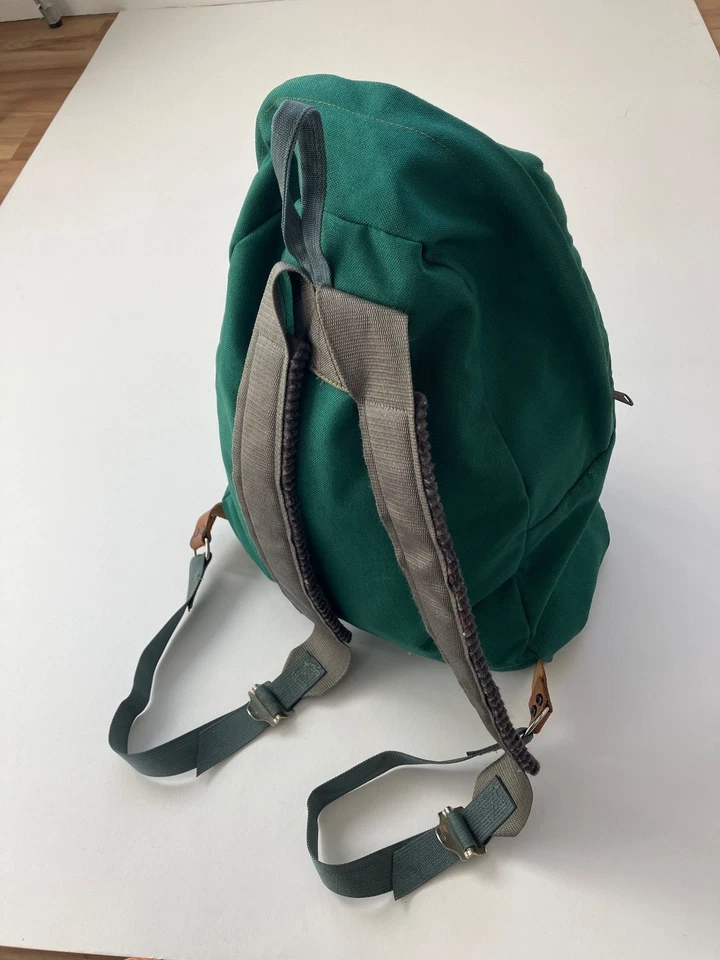 Vintage Sierra Designs Backpack-Berkeley California – Green Canvas – Leather L - Image 2 of 4