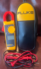 Fluke 323 True RMS Clamp Meter