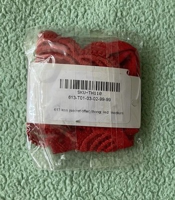 613 Wicked Weasel Panties Knickers Red Medium Thong Kiss Center Seam