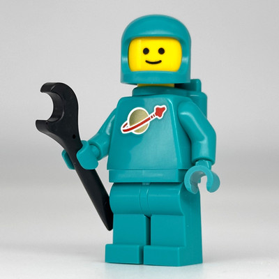 LEGO Teal Classic Spaceman idea227 Minifigure Vending Machine 21358 - NEW