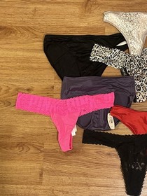 New With Tags VICTORIAS SECRET VERY SEXY Lot Of 10 Thong PANTy Medium Lace