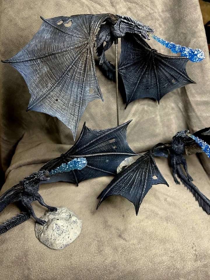 McFarlane Action Figure Lot- 7 Dragons, Jon Snow, And Daenerys Targaryen - Image 2 of 4
