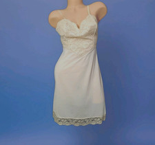 60s USA Vintage VANITY FAIR Full Slip CREAM LACEY OVERLAY Lingerie Nightgown XS
