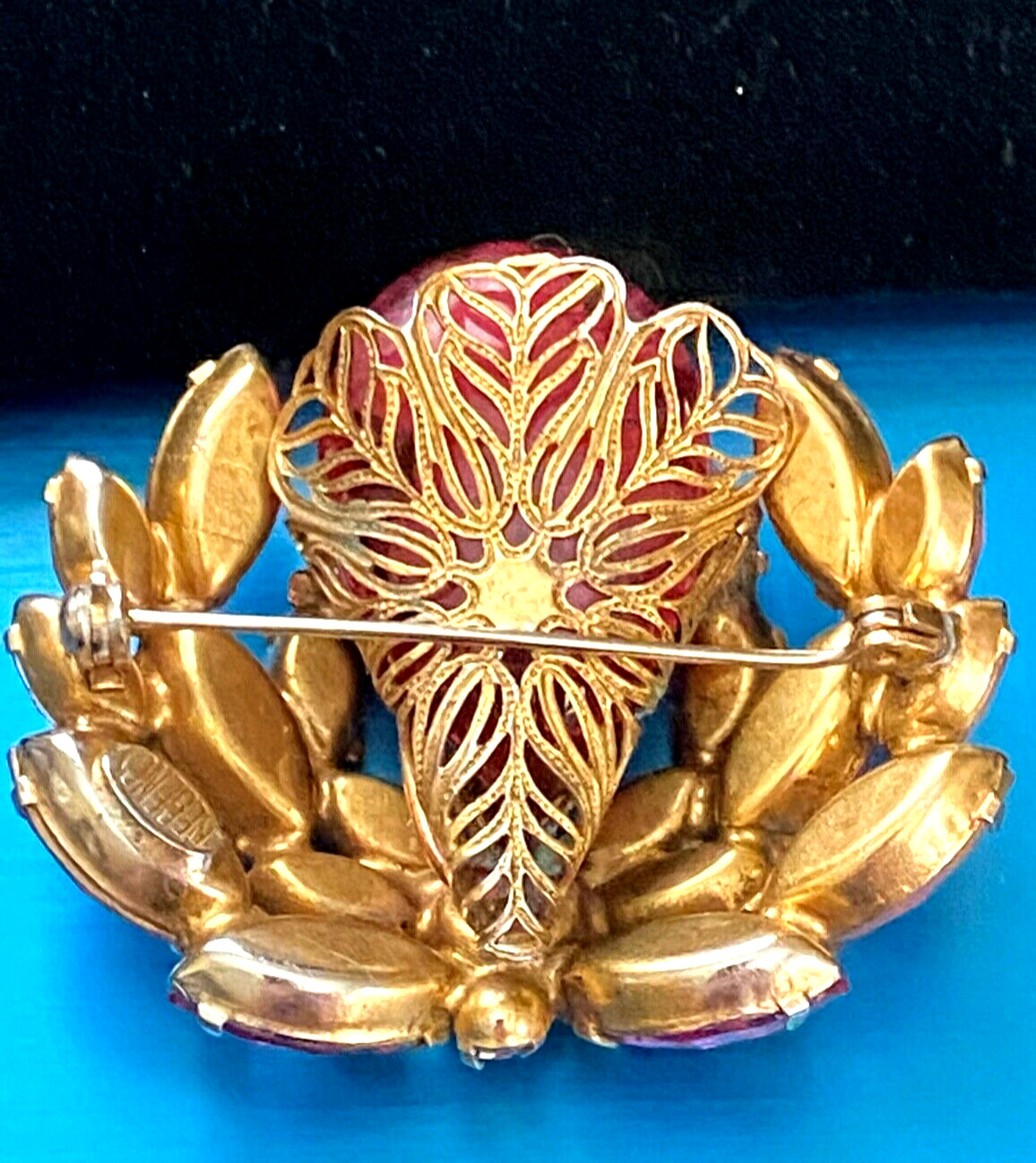 VINTAGE SIGNED REGENCY LARGE FLAWED CRANBERRY CAB… - image 3