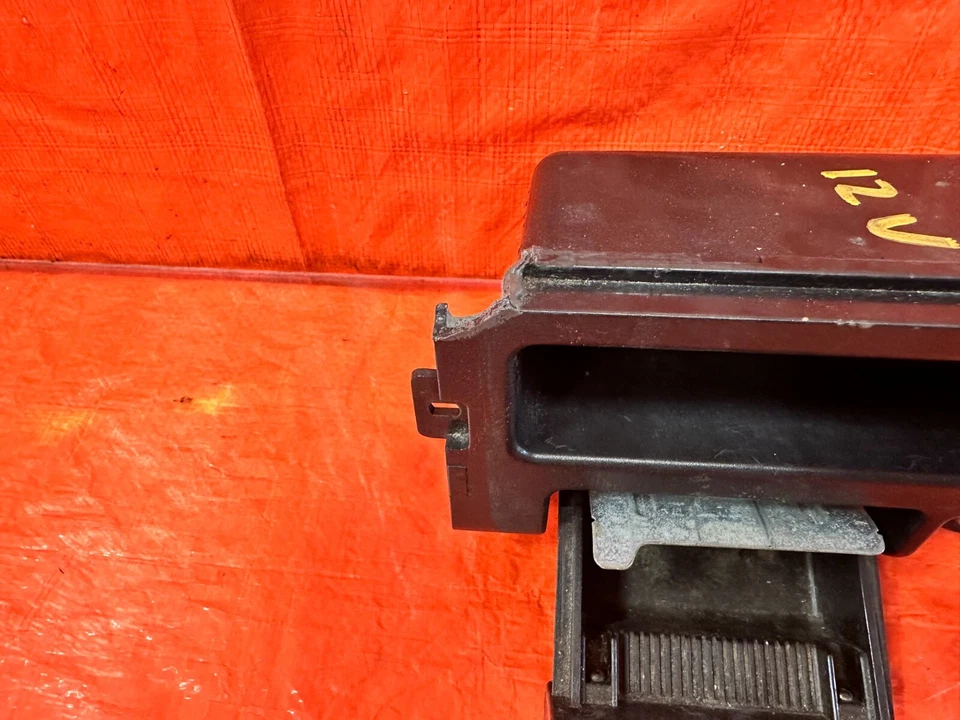 88-91 HONDA CRX - COMPARTIMENTO DE ALMACENAMIENTO DE CENICERO - FÁBRICA FABRICANTE ORIGINAL #277 Foto 3 de 4