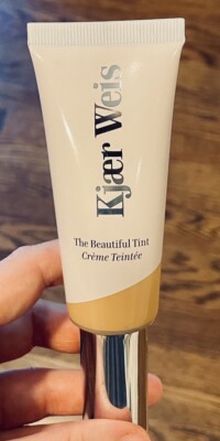 Kjaer Weis The Beautiful Tint, Tinted Moisturizer, Shade: M4