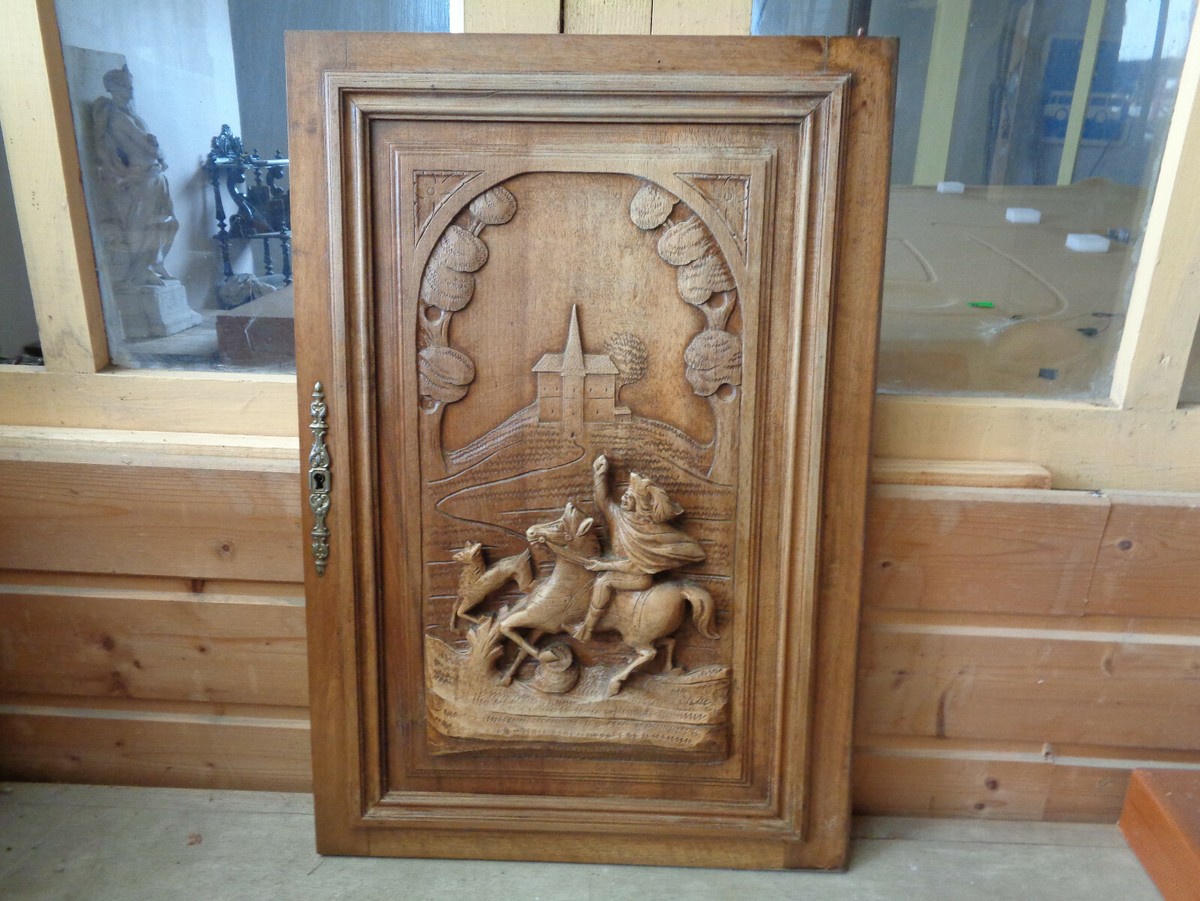 Porte-cigares Et Boîte à Allumettes En Bois De Tilleul Sculpté De La For%c3%aat Noire Suisse De 1900 Avec Chien De Chasse