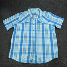 Magellan Outdoors Fish Gear Shirt Mens XL Plaid Fishing Short Sleeve Classic Fit