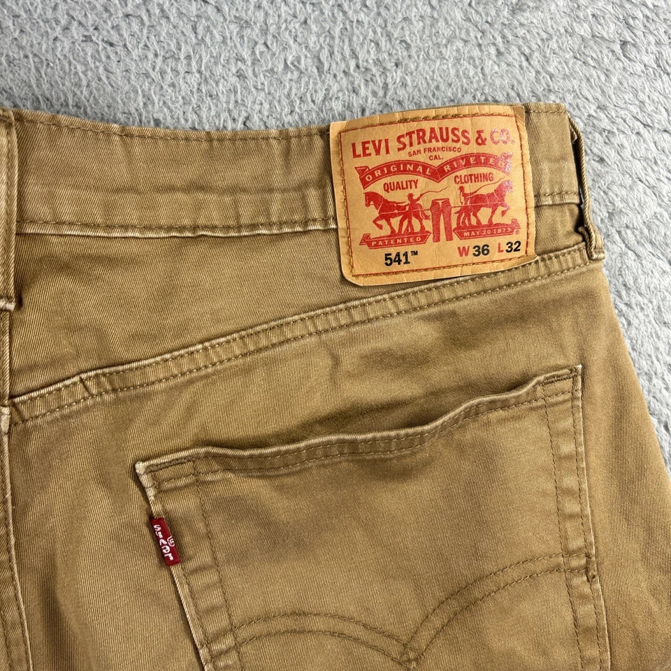 Pantalones Levis 541 Para Hombre 36x32 Marrón Caqui Chino Pierna Recta Trabajo Envejecido Rasgado Foto 4 de 4