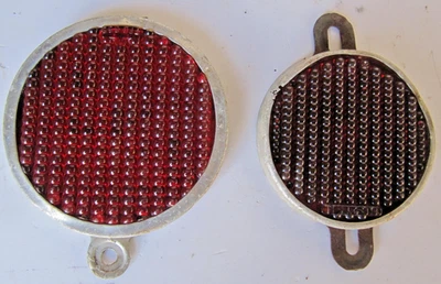 2 grandes catadióptricos antiguos de bicicleta, motocicleta o automóvil de vidrio y metal - Imagen 1 de 3