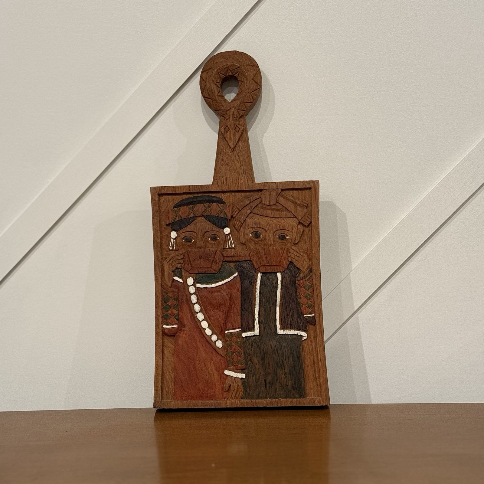 VTG MCM Folk Art 3D Wood Carving Wall Hanging Plaque Cutting Board