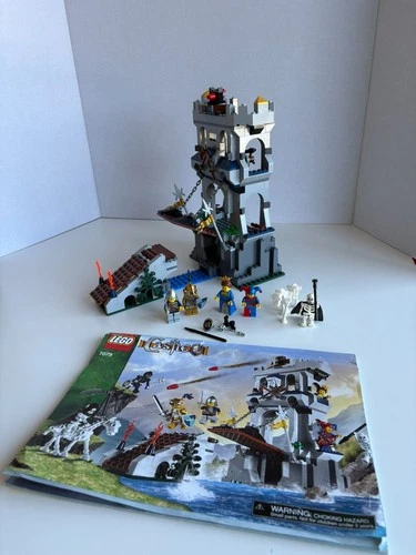 LEGO Castle: Drawbridge Defense (7079)