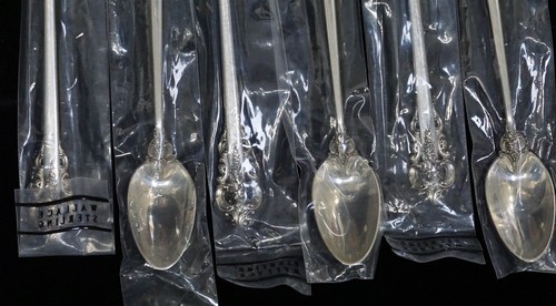 Lot of 6 Wallace GRAND BAROQUE Sterling Silver Iced Tea Spoons New In Package - Picture 3 of 6
