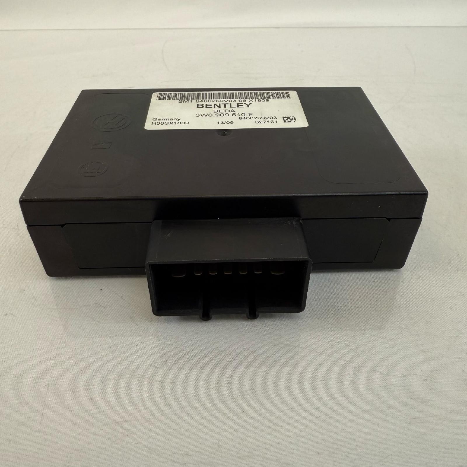 2006-2011 Bentley Continental GTC Trunk Lid Control Module 3W0909610F OEM