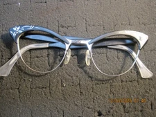 Vintage AMERICAN OPTICAL Cat Eye Glasses 5 3/4 Eyeglasses Frames