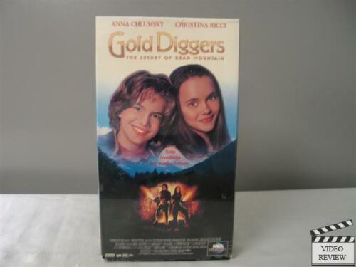 Gold Diggers The Secret Of Bear Mountain 1995 Movie Poster - Black