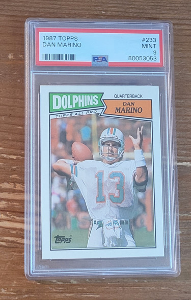 1987 Topps #233 Dan Marino PSA 9 Miami Dolphins (K)
